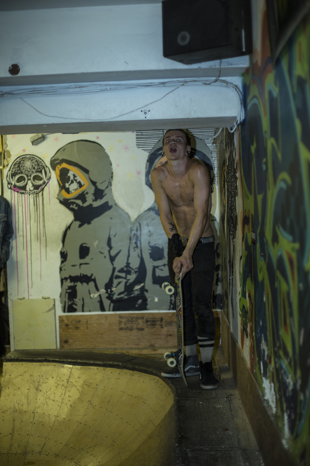 Danny Smith again, doing a iguana impression. Its his best skateboard trick.