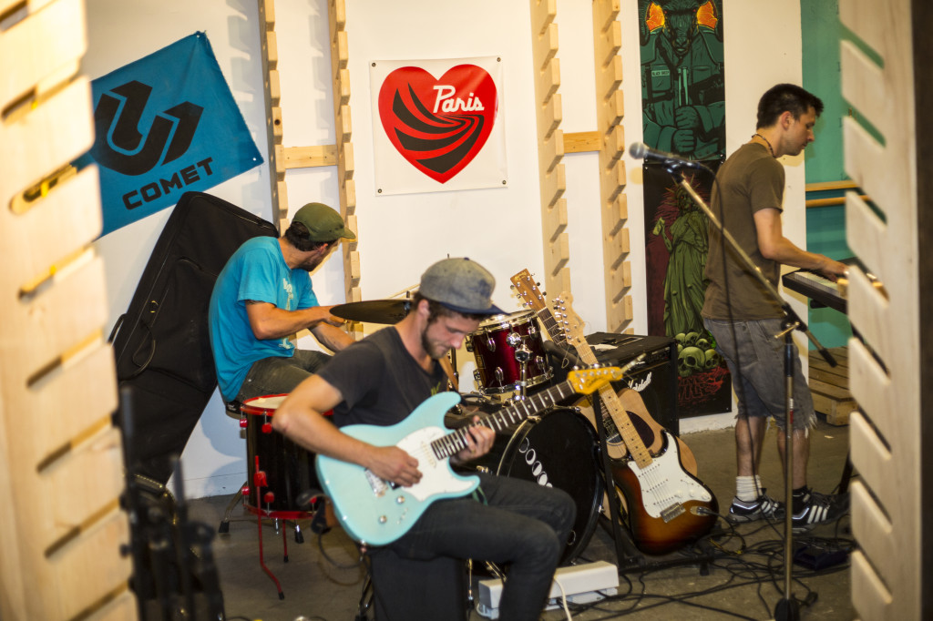 Had a great show from Another Ghost who stopped in from seattle on their way to a wedding.