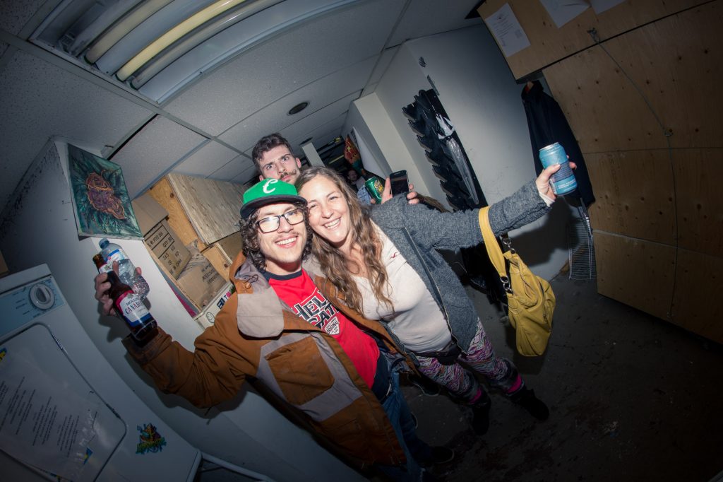 flatspot_end_of_year_party-30banjo-man-coast-longboarding-flatspot-longboards-steep-shot-craig-barker